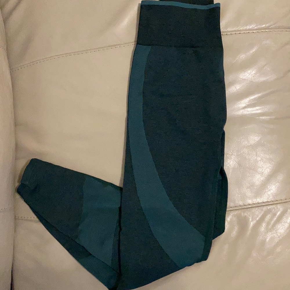 Pink Forest Green Seamless Leggings